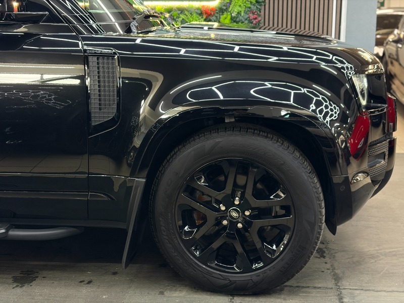 Used Land Rover Defender 2024 for sale - 78182342: Photo 9