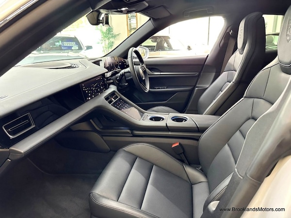 Used Porsche Taycan 2024 for sale - 75078458: Photo 25