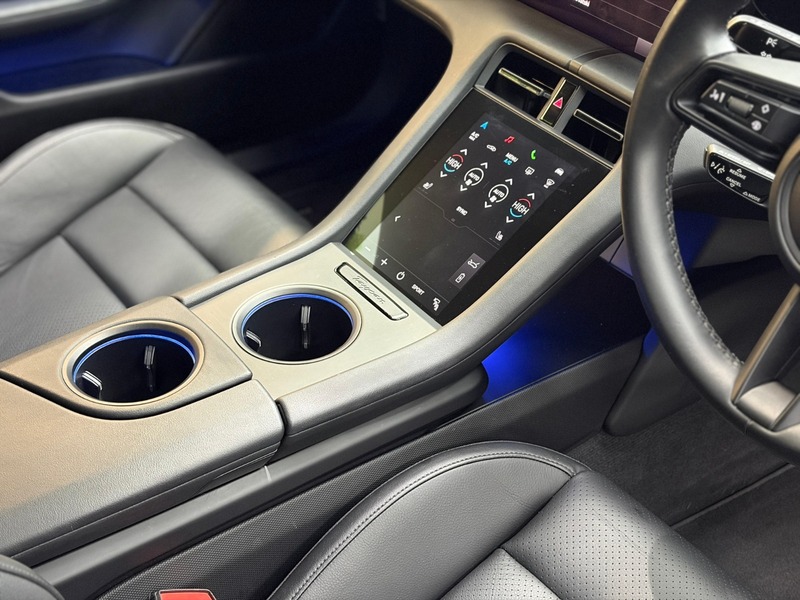 Used Porsche Taycan 2021 for sale - 77014692: Photo 27