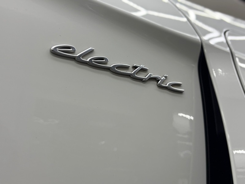 Used Porsche Taycan 2021 for sale - 77014692: Photo 44