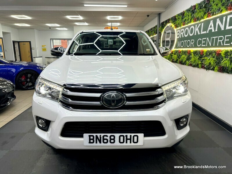 Used Toyota Hilux 2018 for sale - 76510438: Photo 5