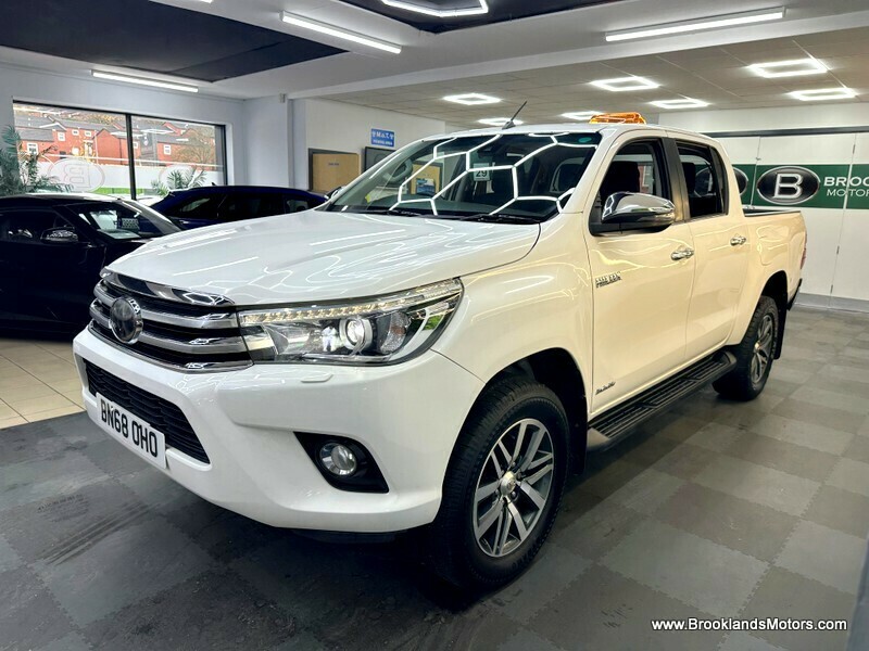 Used Toyota Hilux 2018 for sale - 76510438: Photo 6
