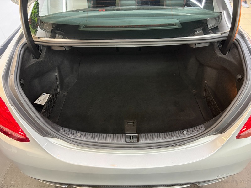 Used Mercedes-Benz C Class 2018 for sale - 76974079: Photo 16