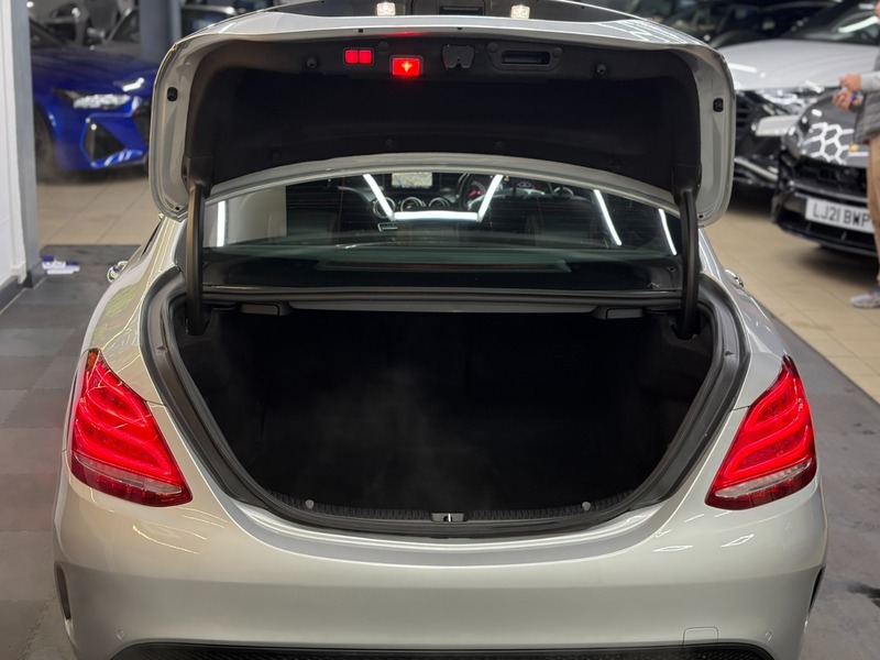 Used Mercedes-Benz C Class 2018 for sale - 76974079: Photo 17