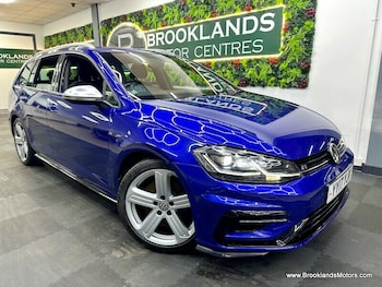 Used Volkswagen Golf 2017 for sale - 76643122: Photo