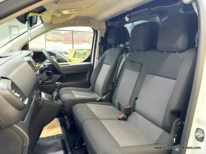 Used Toyota ProAce 2024 for sale - 76224197: Photo 15