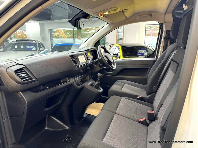 Used Toyota ProAce 2024 for sale - 76224197: Photo 16