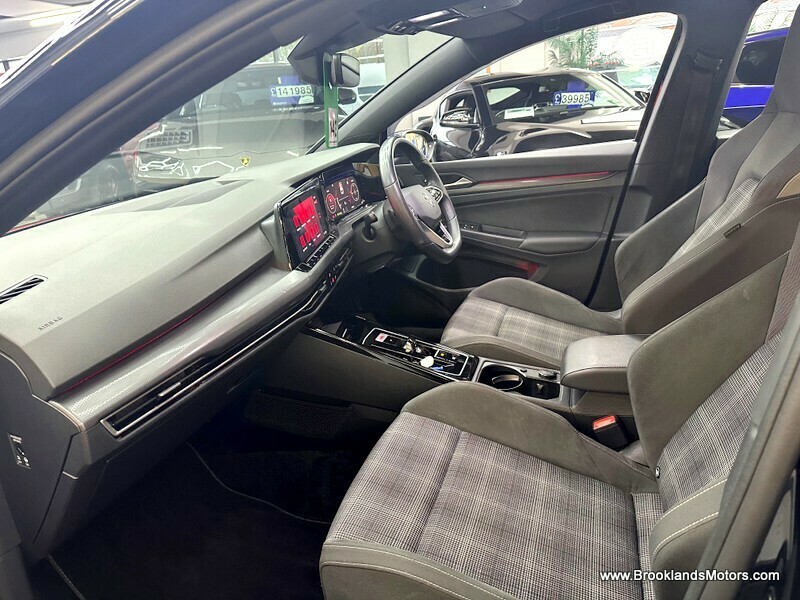 Used Volkswagen Golf 2024 for sale - 76605320: Photo 20