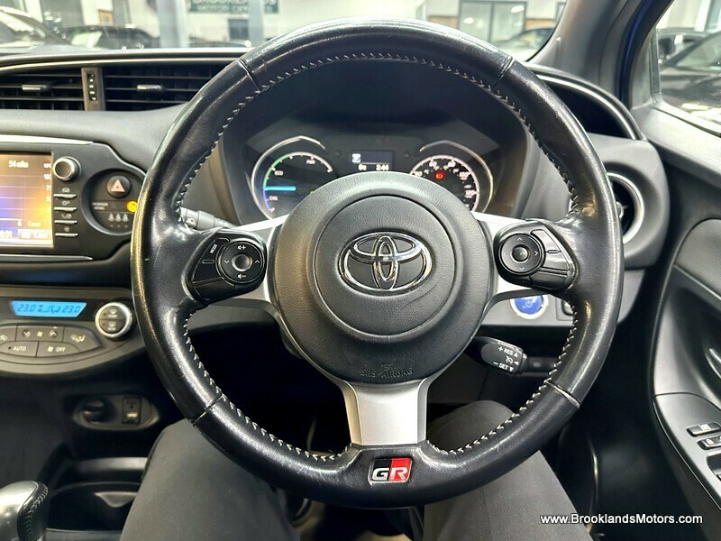 Used Toyota Yaris 2020 for sale - 77465369: Photo 17