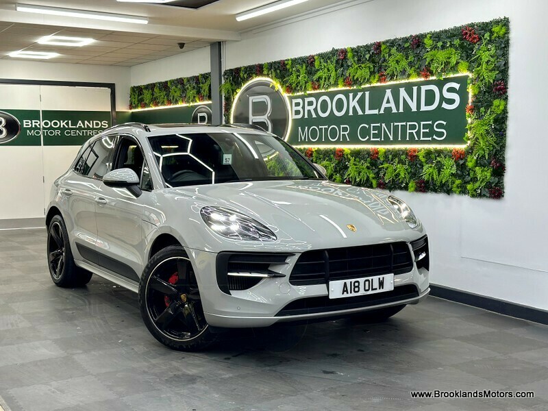 Used Porsche Macan 2021 for sale - 76057180: Photo 1