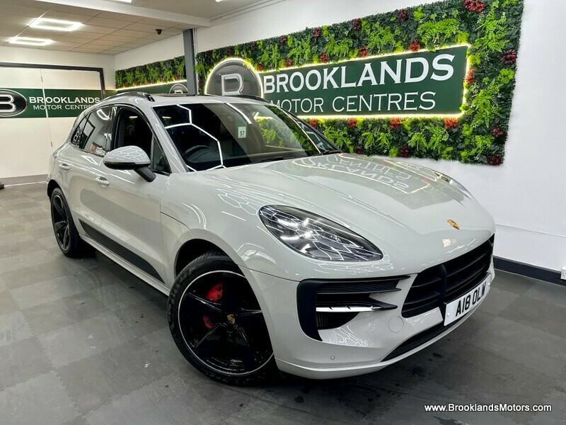Used Porsche Macan 2021 for sale - 76057180: Photo 3