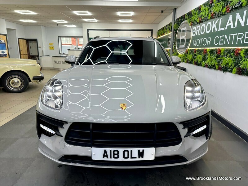 Used Porsche Macan 2021 for sale - 76057180: Photo 5