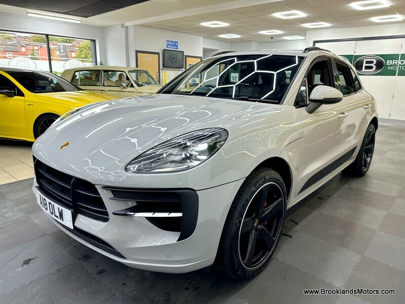 Used Porsche Macan 2021 for sale - 76057180: Photo 6