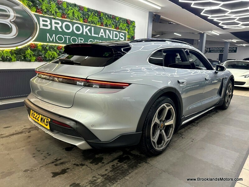 Used Porsche Taycan 2022 for sale - 77328864: Photo 11