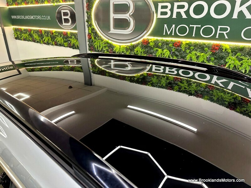 Used Porsche Taycan 2022 for sale - 77328864: Photo 15