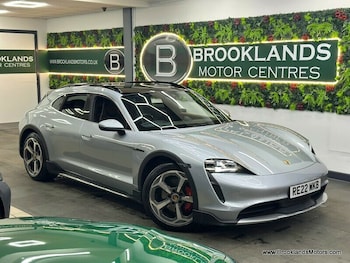 Used Porsche Taycan 2022 for sale - 77328864: Photo