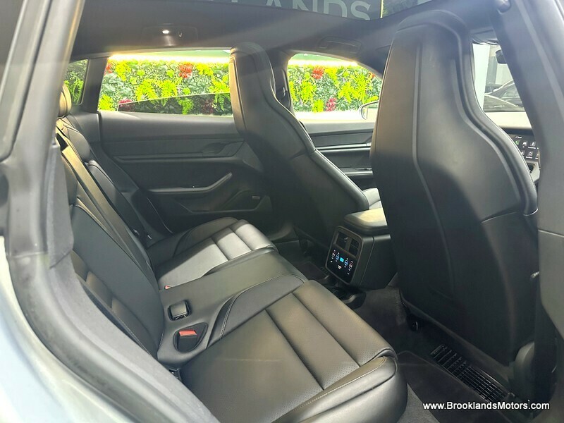 Used Porsche Taycan 2022 for sale - 77328864: Photo 25