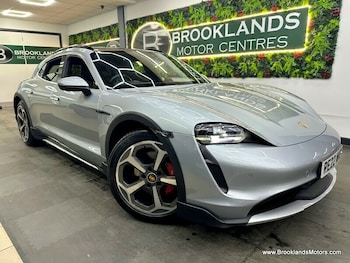 Used Porsche Taycan 2022 for sale - 77328864: Photo