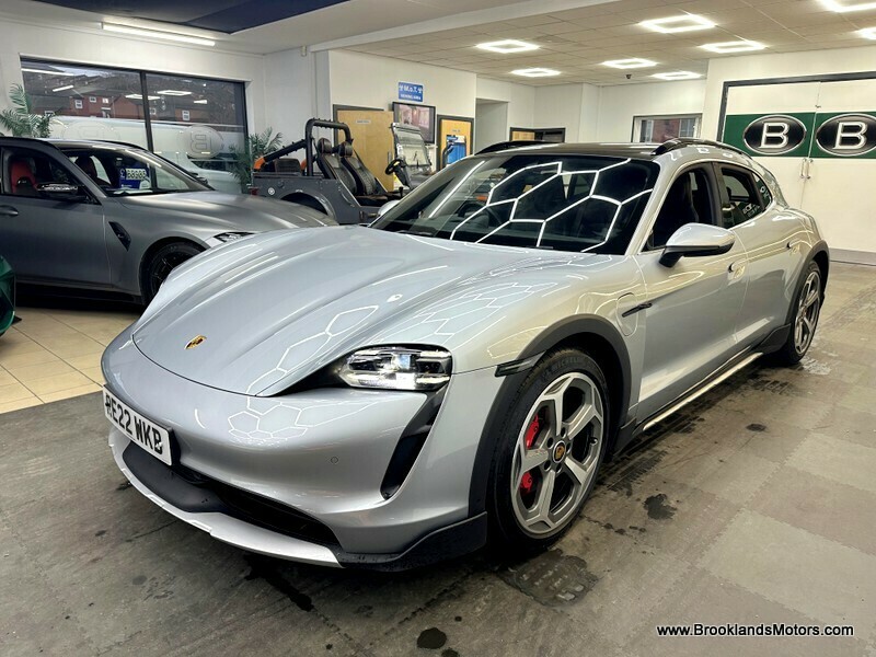 Used Porsche Taycan 2022 for sale - 77328864: Photo 6