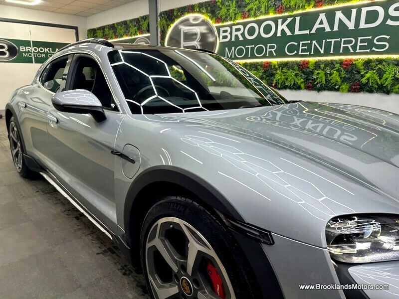 Used Porsche Taycan 2022 for sale - 77328864: Photo 7