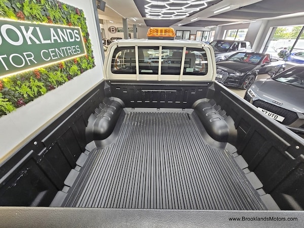 Used Toyota Hilux 2021 for sale - 74884745: Photo 14
