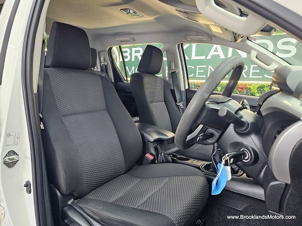 Used Toyota Hilux 2021 for sale - 74884745: Photo 17