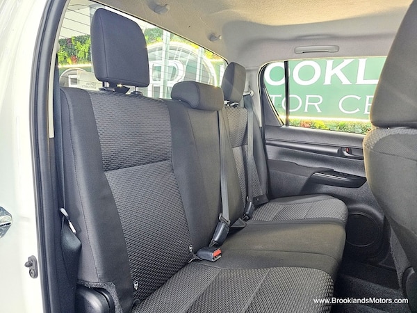 Used Toyota Hilux 2021 for sale - 74884745: Photo 21
