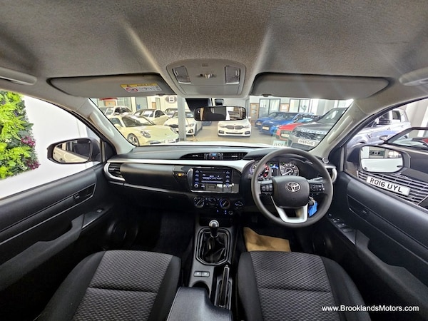 Used Toyota Hilux 2021 for sale - 74884745: Photo 23