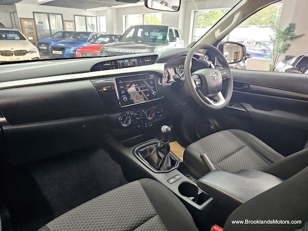 Used Toyota Hilux 2021 for sale - 74884745: Photo 27