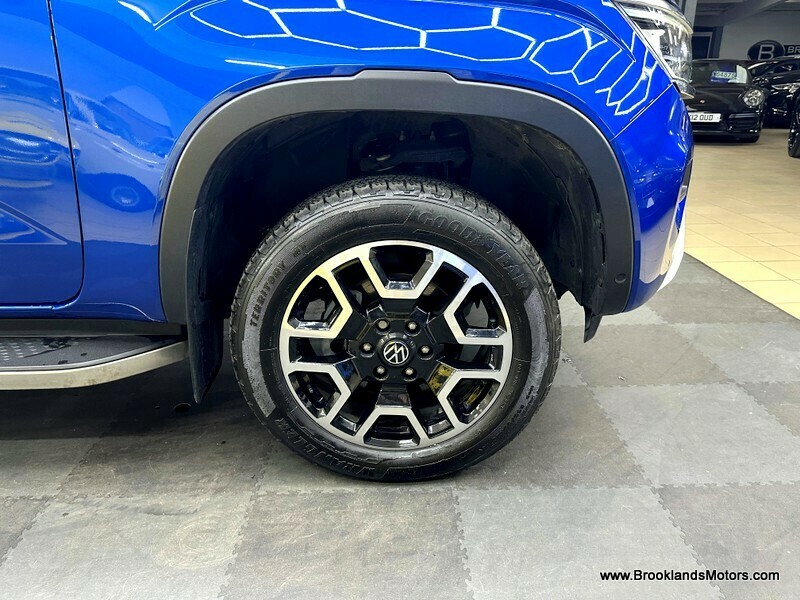 Used Volkswagen Amarok 2024 for sale - 76280570: Photo 8