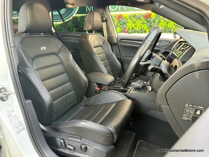 Used Volkswagen Golf 2025 for sale - 77328842: Photo 14