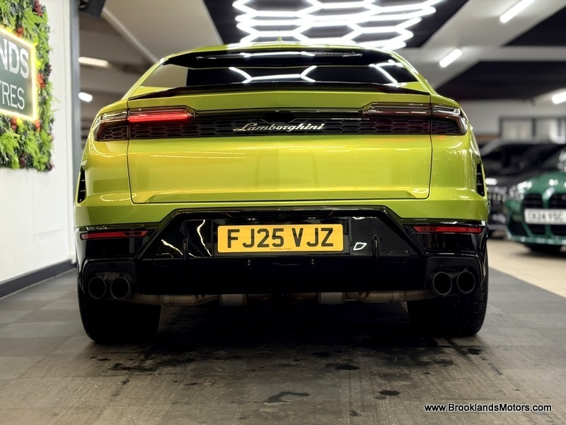 Used Lamborghini Urus 2025 for sale - 77328869: Photo 11