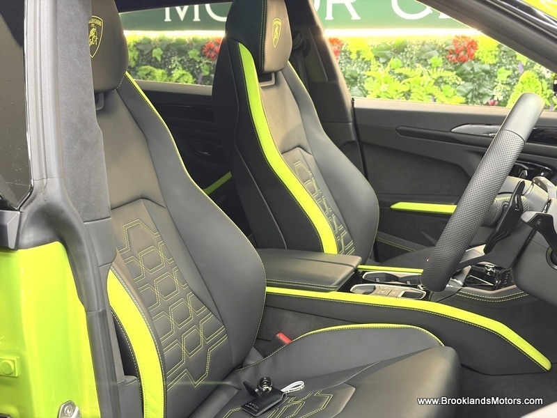 Used Lamborghini Urus 2025 for sale - 77328869: Photo 18