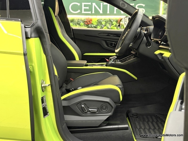 Used Lamborghini Urus 2025 for sale - 77328869: Photo 19