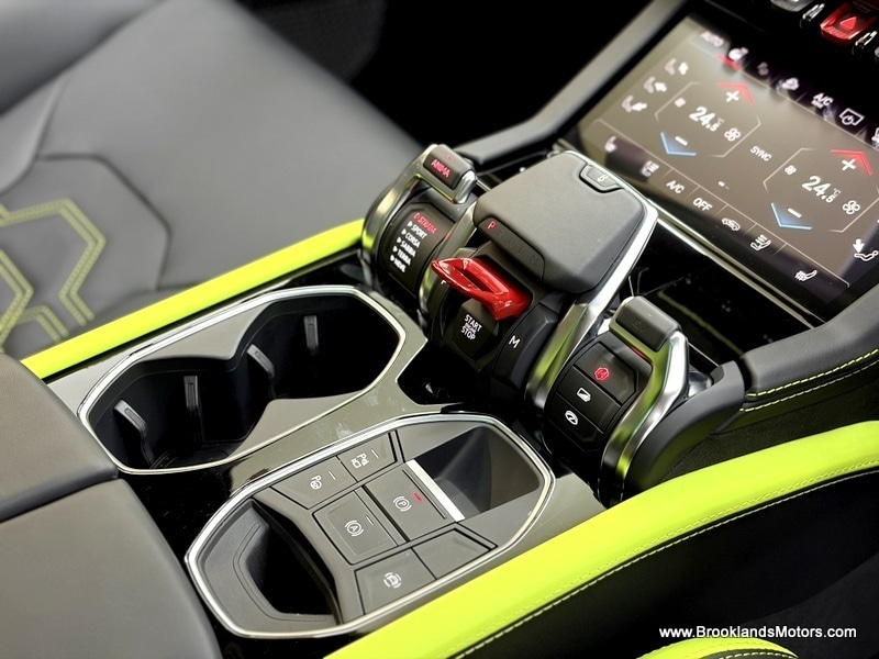 Used Lamborghini Urus 2025 for sale - 77328869: Photo 23