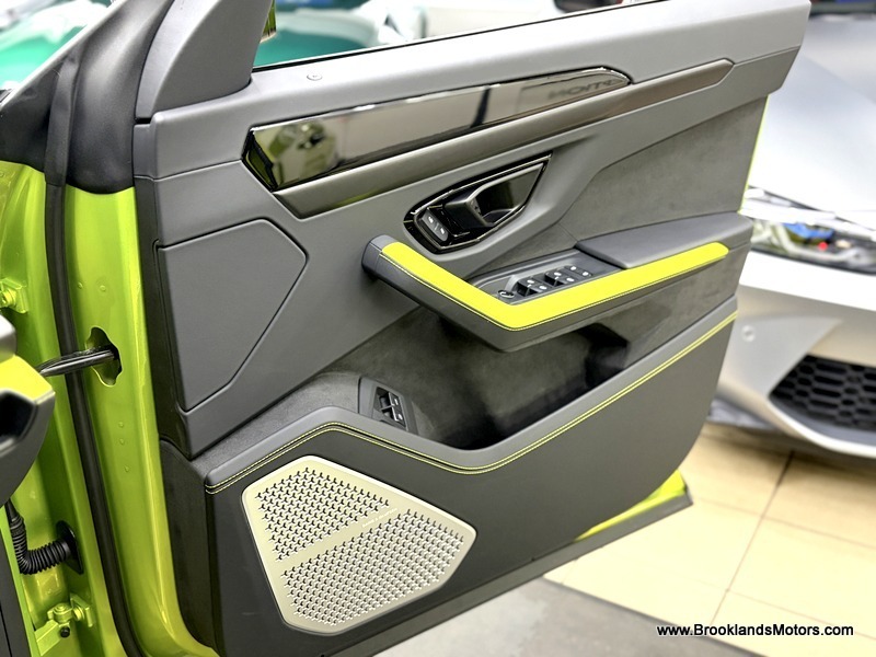 Used Lamborghini Urus 2025 for sale - 77328869: Photo 25