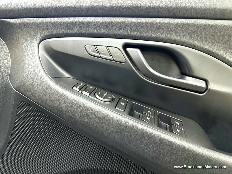 Used Hyundai i30 2018 for sale - 77227997: Photo 16