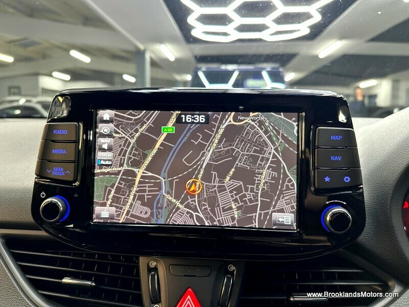 Used Hyundai i30 2018 for sale - 77227997: Photo 18