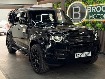 Used Land Rover Defender 2023 for sale - 78909074: Photo