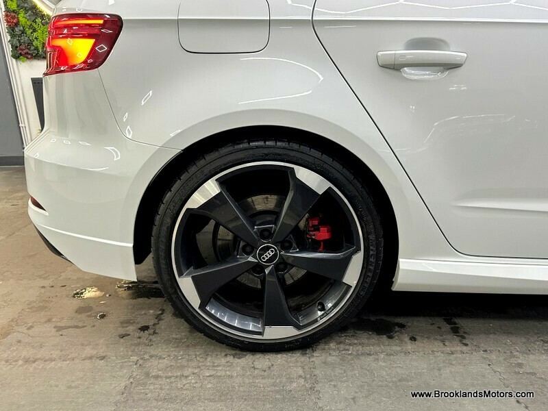 Used Audi RS3 2017 for sale - 76836757: Photo 8