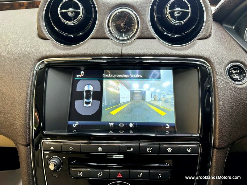 Used Jaguar XJ 2017 for sale - 77906119: Photo 20