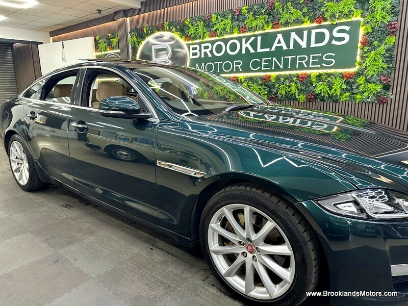 Used Jaguar XJ 2017 for sale - 77906119: Photo 7