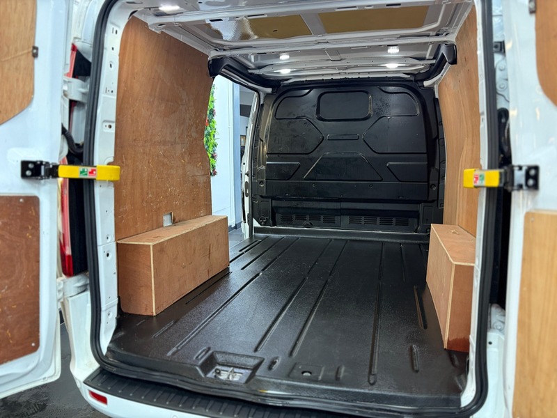 Used Ford Transit Custom 2022 for sale - 76974083: Photo 17