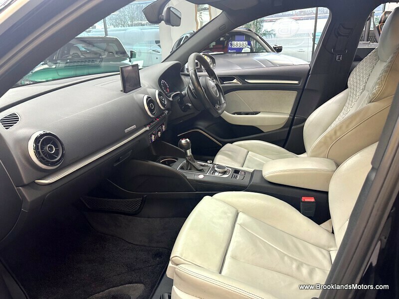 Used Audi RS3 2024 for sale - 77172835: Photo 21