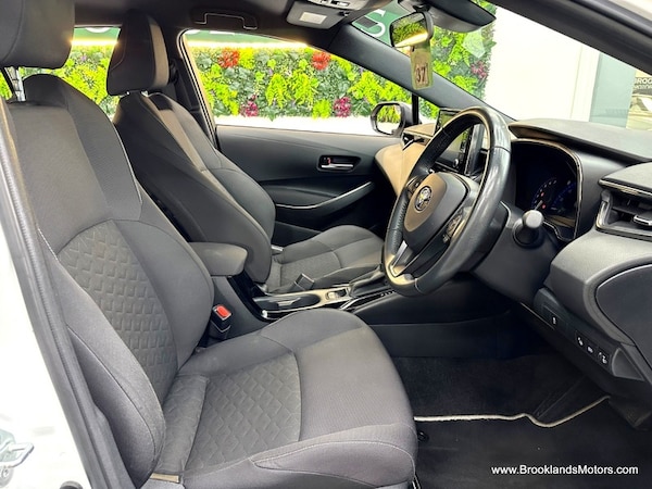 Used Toyota Corolla 2021 for sale - 75010110: Photo 15