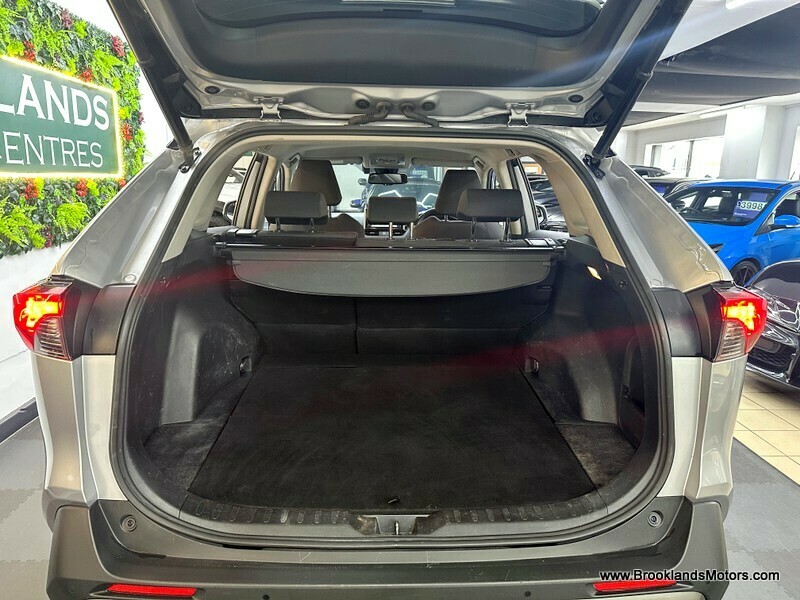 Used Toyota RAV4 2021 for sale - 76407195: Photo 23