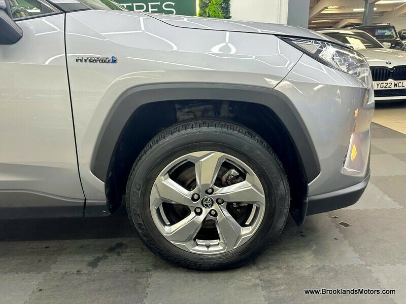 Used Toyota RAV4 2021 for sale - 76407195: Photo 8
