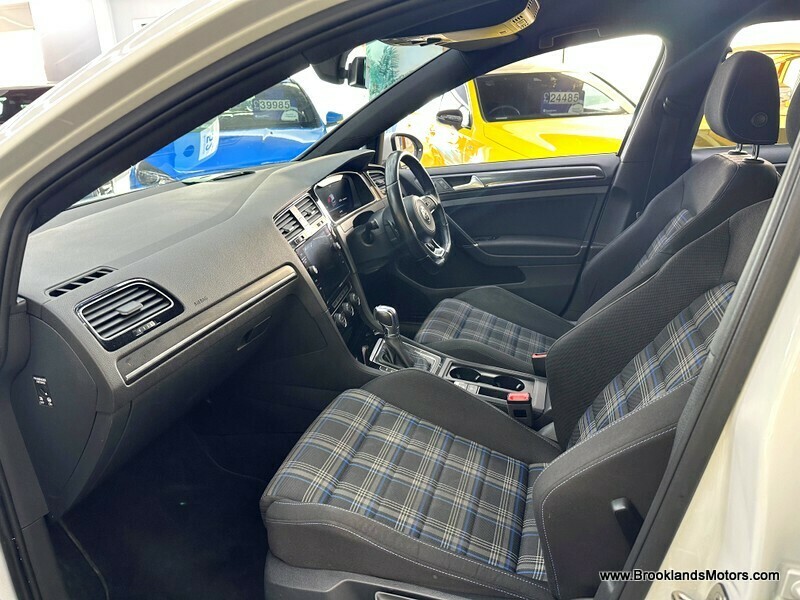 Used Volkswagen Golf 2017 for sale - 76323839: Photo 18