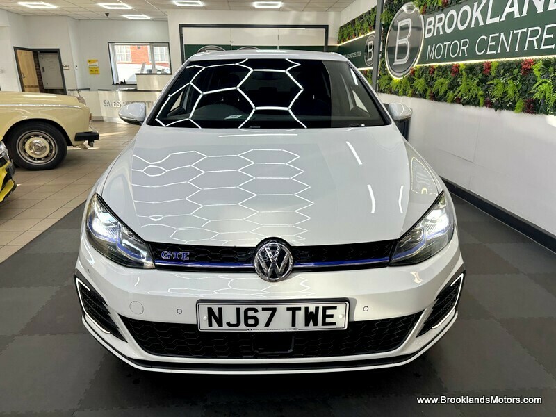 Used Volkswagen Golf 2017 for sale - 76323839: Photo 5