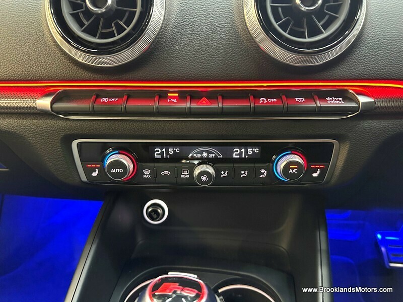 Used Audi RS3 2019 for sale - 76148399: Photo 21